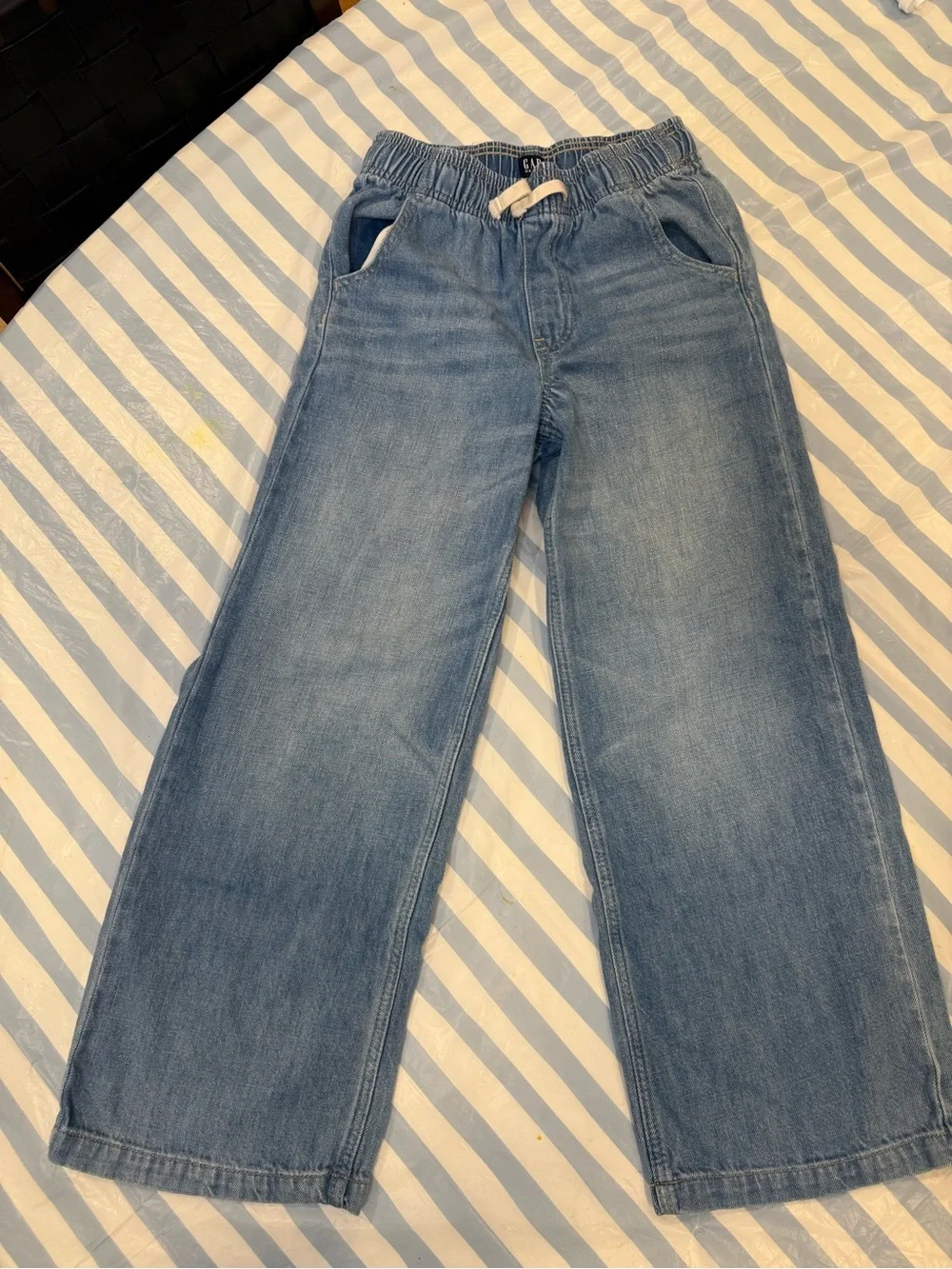 Girls GAP easy wide leg pull on jeans Elastic-Waist Straight Jeans size L, 10-11